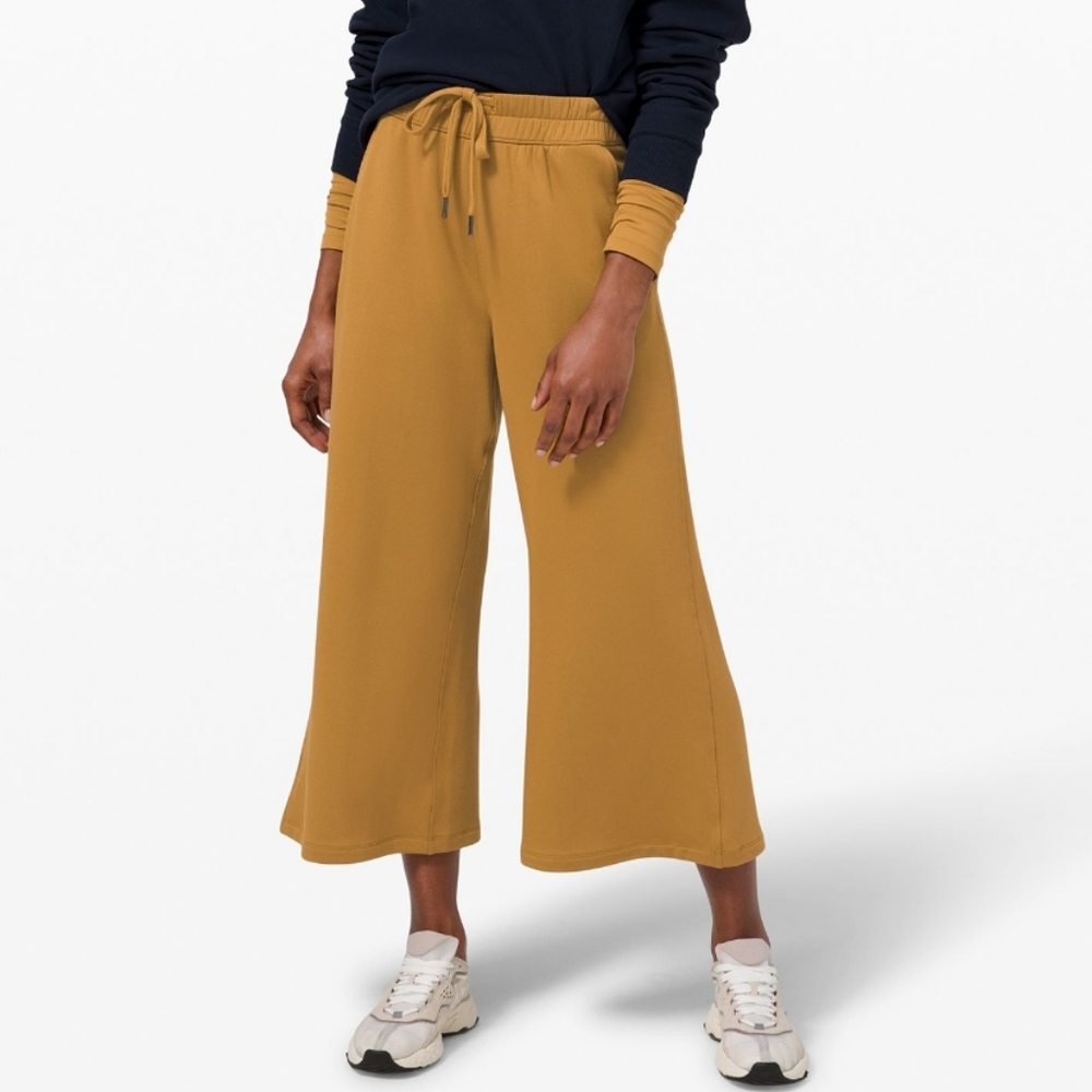 LULULEMON Spiced Bronze Ankle Length Fleece Pants